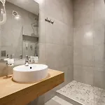 Yo 3*
